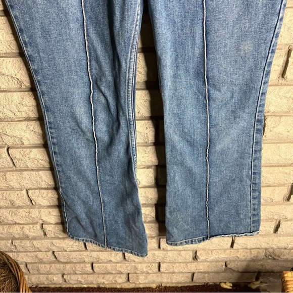 Vintage Y2K LEI Flare Jeans - Picture 6 of 9